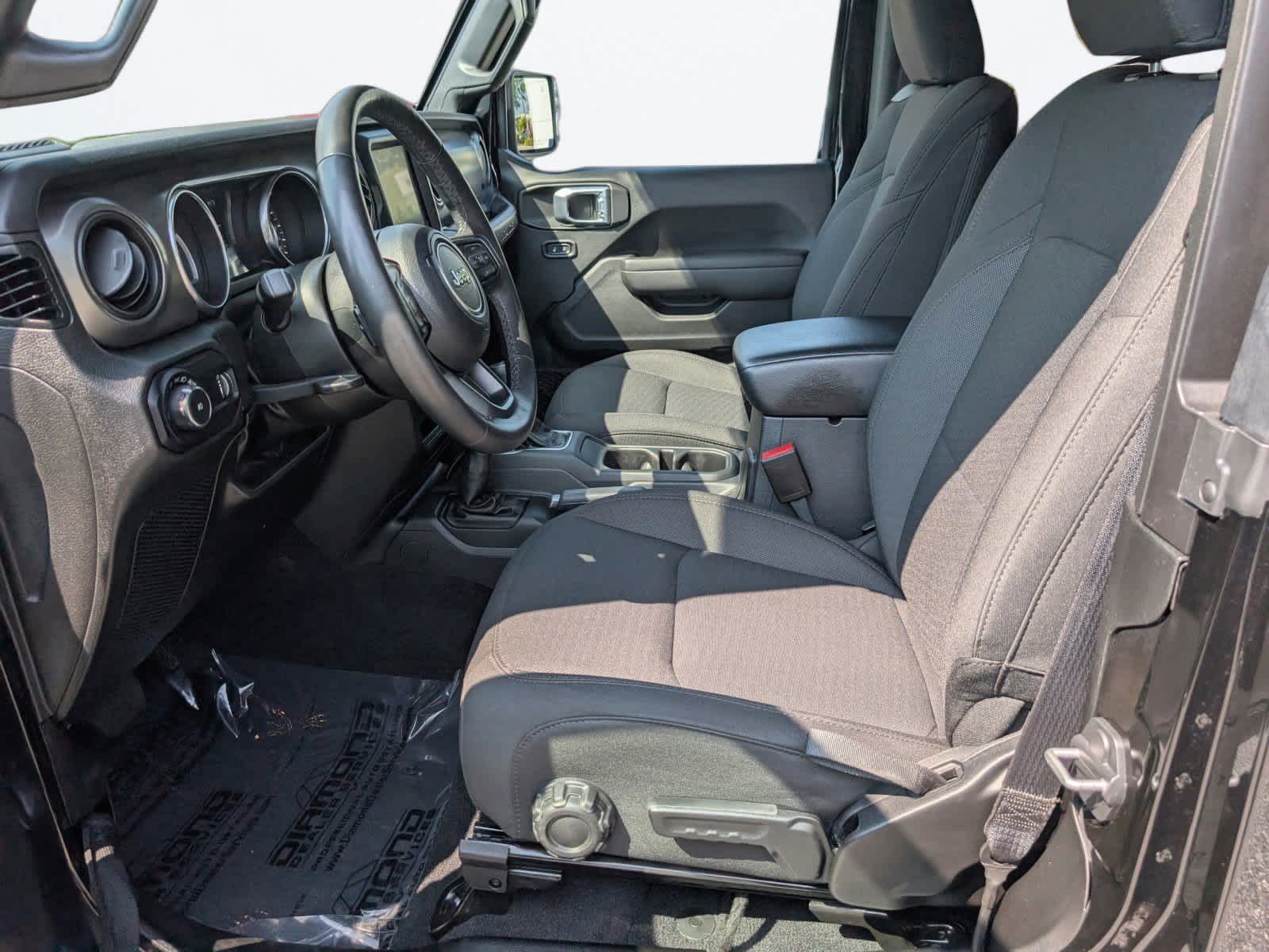 Vehicle image 12 of 26