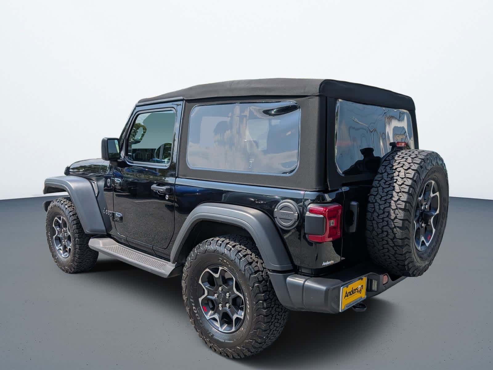 Vehicle image 5 of 26