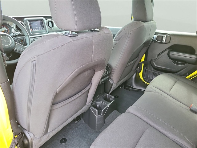 Vehicle image 16 of 35