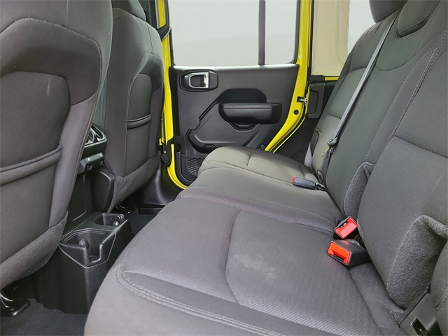 Vehicle image 15 of 35