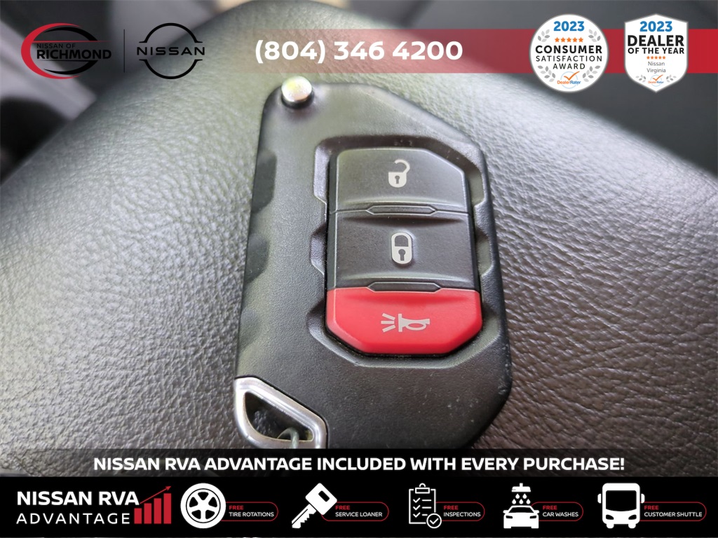Vehicle image 28 of 38