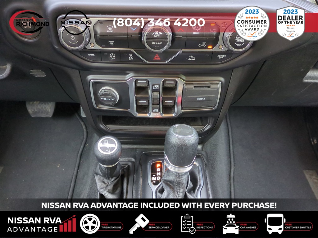 Vehicle image 20 of 38