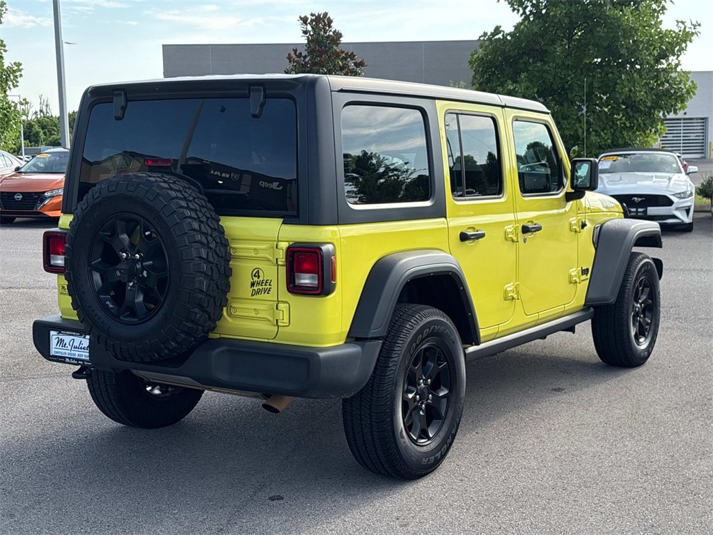 Vehicle image 6 of 32