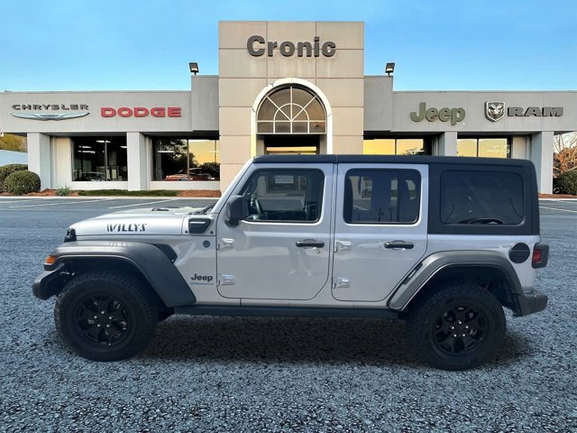 Vehicle image 2 of 33