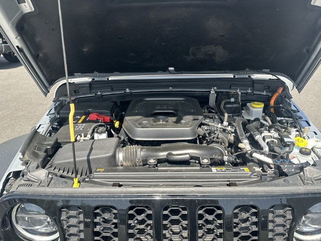 Vehicle image 12 of 33
