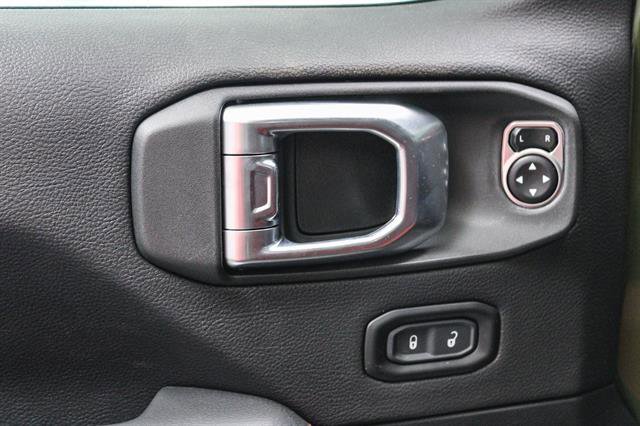 Vehicle image 29 of 61