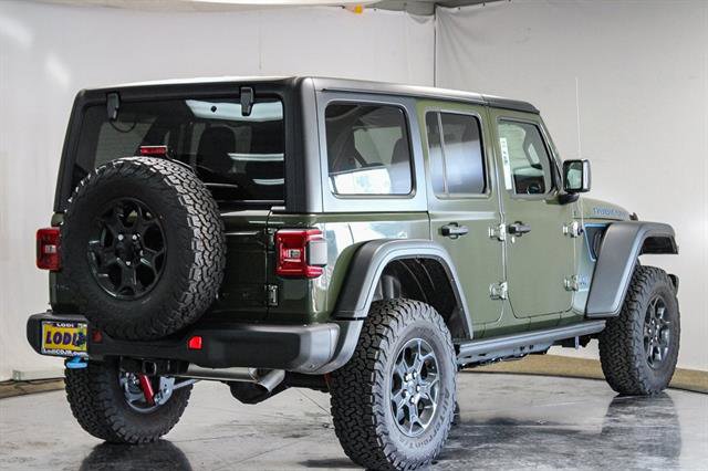 Vehicle image 8 of 61