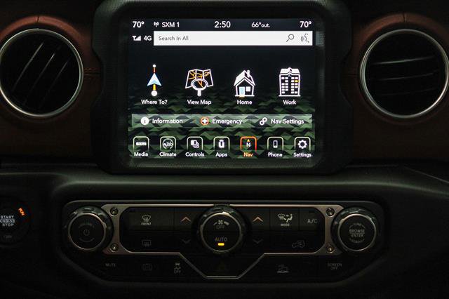 Vehicle image 23 of 61