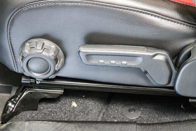 Vehicle image 30 of 61