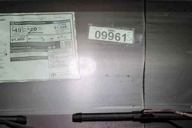 Vehicle image 61 of 61