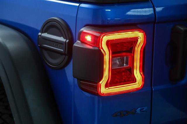 Vehicle image 39 of 69