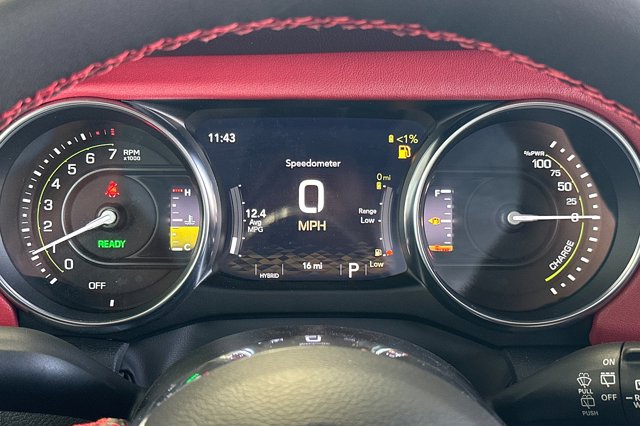 Vehicle image 22 of 24