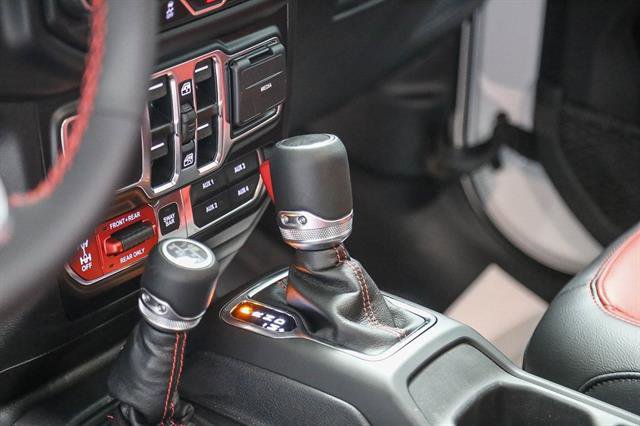 Vehicle image 24 of 54