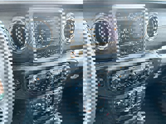 2023 Jeep Wrangler 4xe Sahara Image 16 of 26