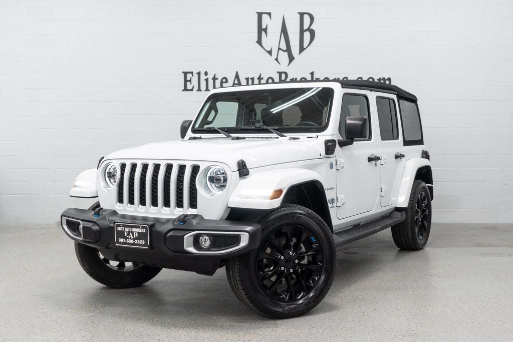 2023 Jeep Wrangler 4xe Sahara Image 3 of 43