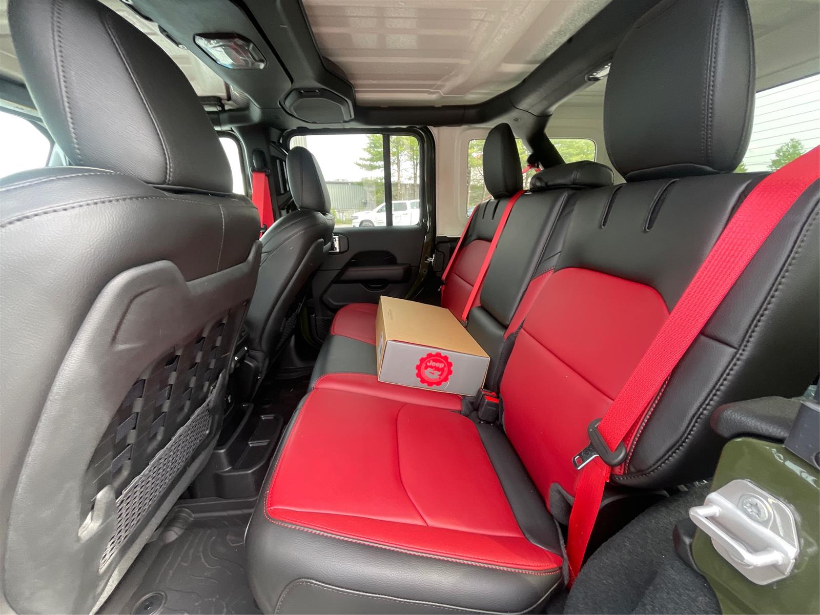 Vehicle image 10 of 22