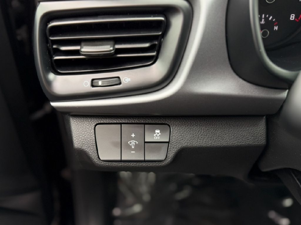Vehicle image 9 of 17