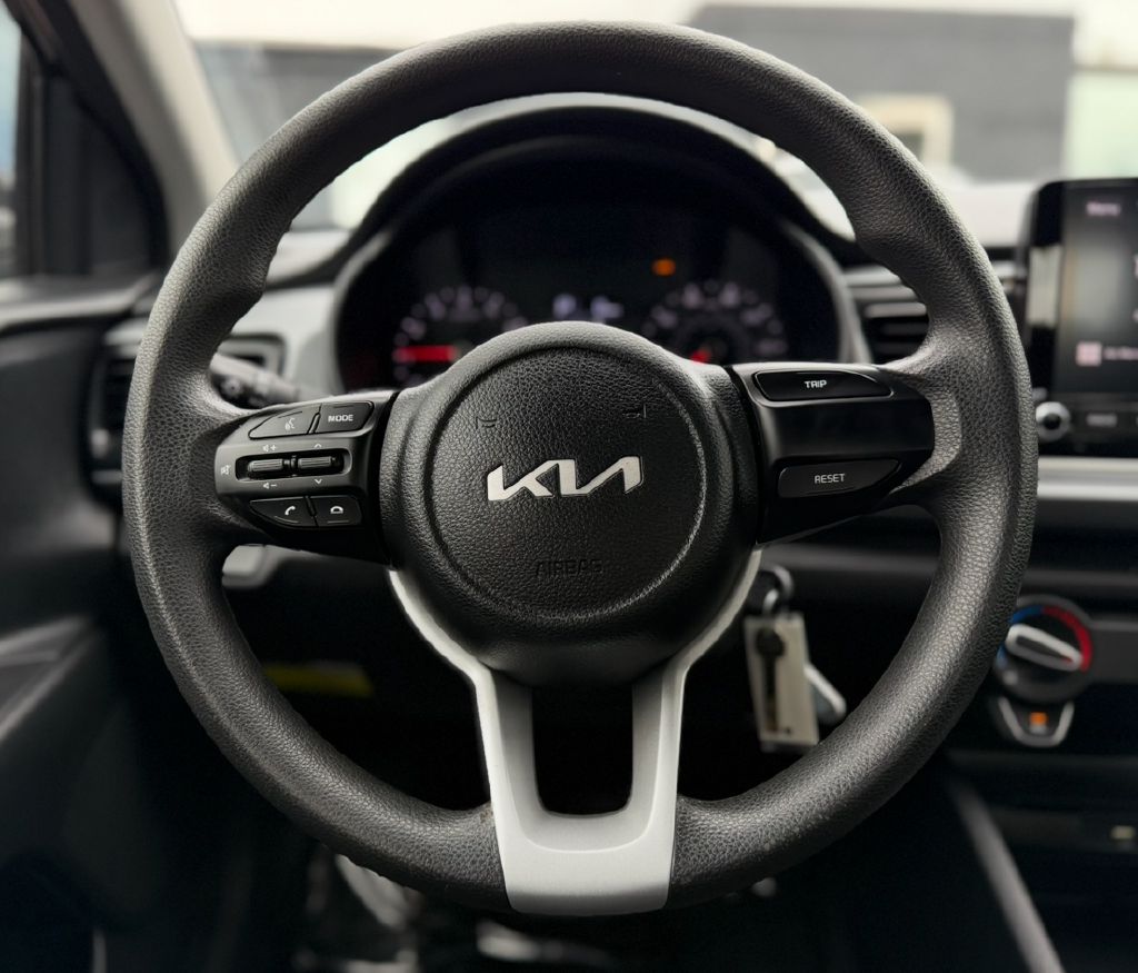 Vehicle image 10 of 17