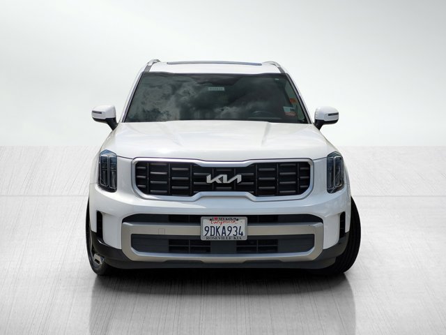 2023 Kia Telluride S Image 2 of 31