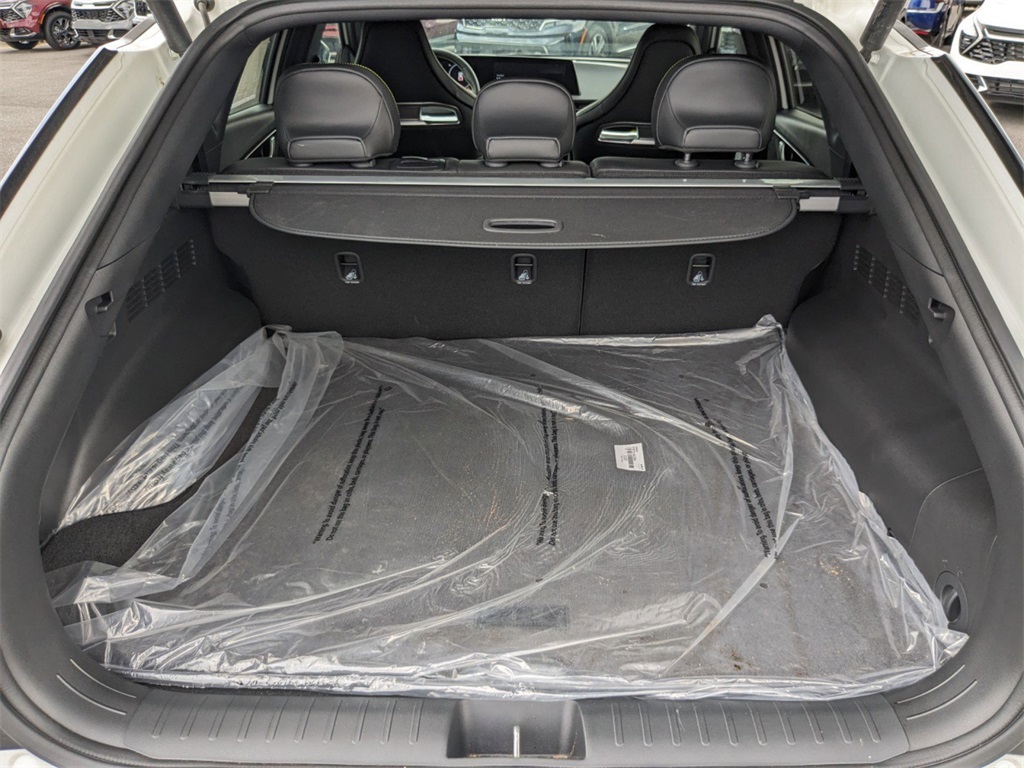 Vehicle image 15 of 36