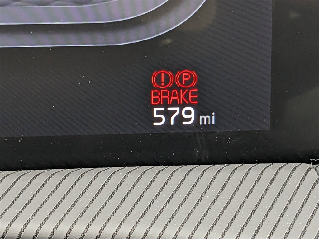 Vehicle image 35 of 36