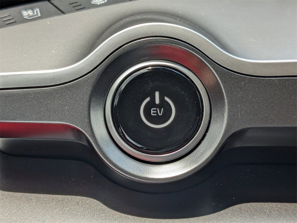 Vehicle image 26 of 27