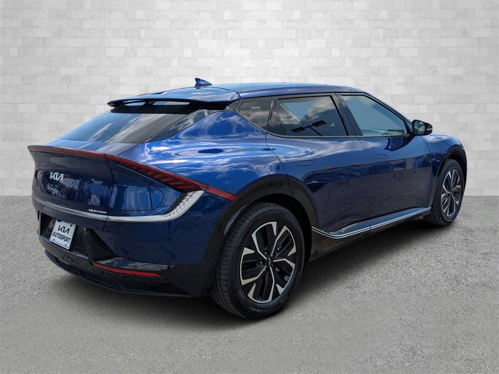 Vehicle image 5 of 27