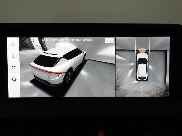 Vehicle image 12 of 75