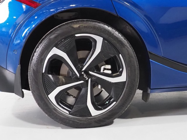 Vehicle image 59 of 75