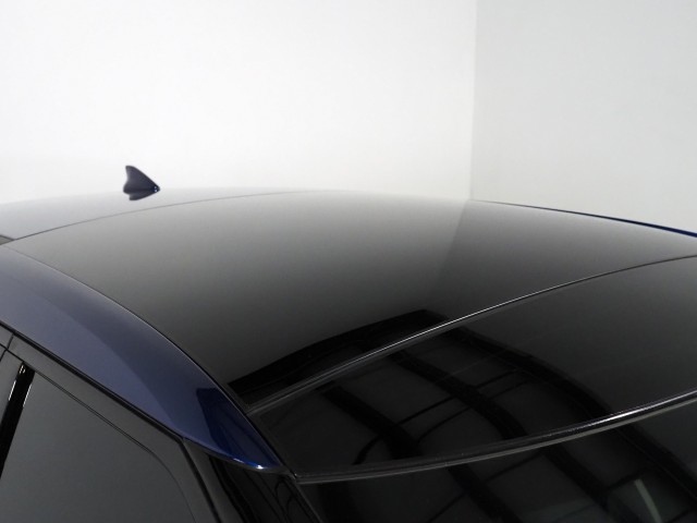 Vehicle image 21 of 75