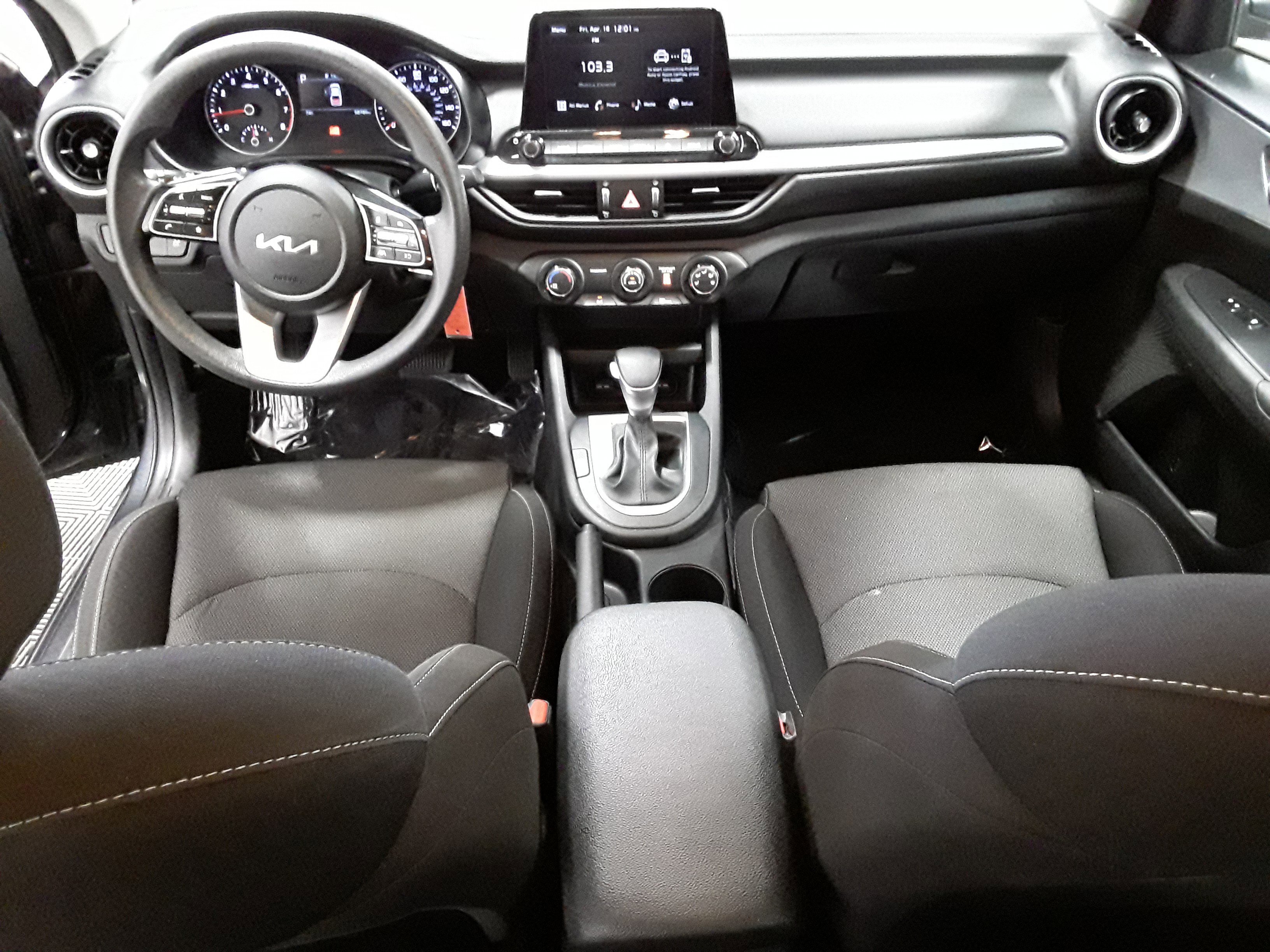 Vehicle image 12 of 34