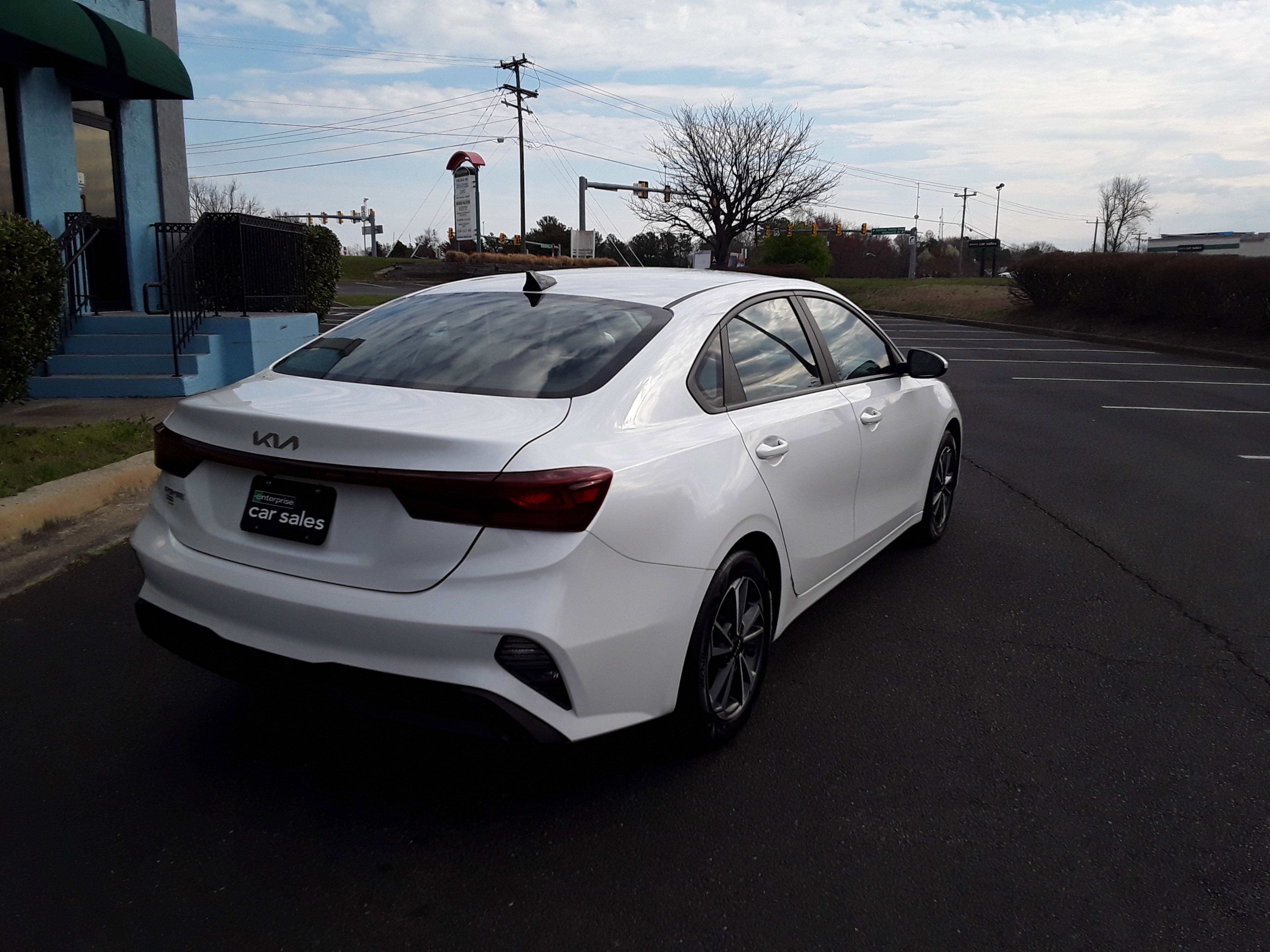 Vehicle image 2 of 19