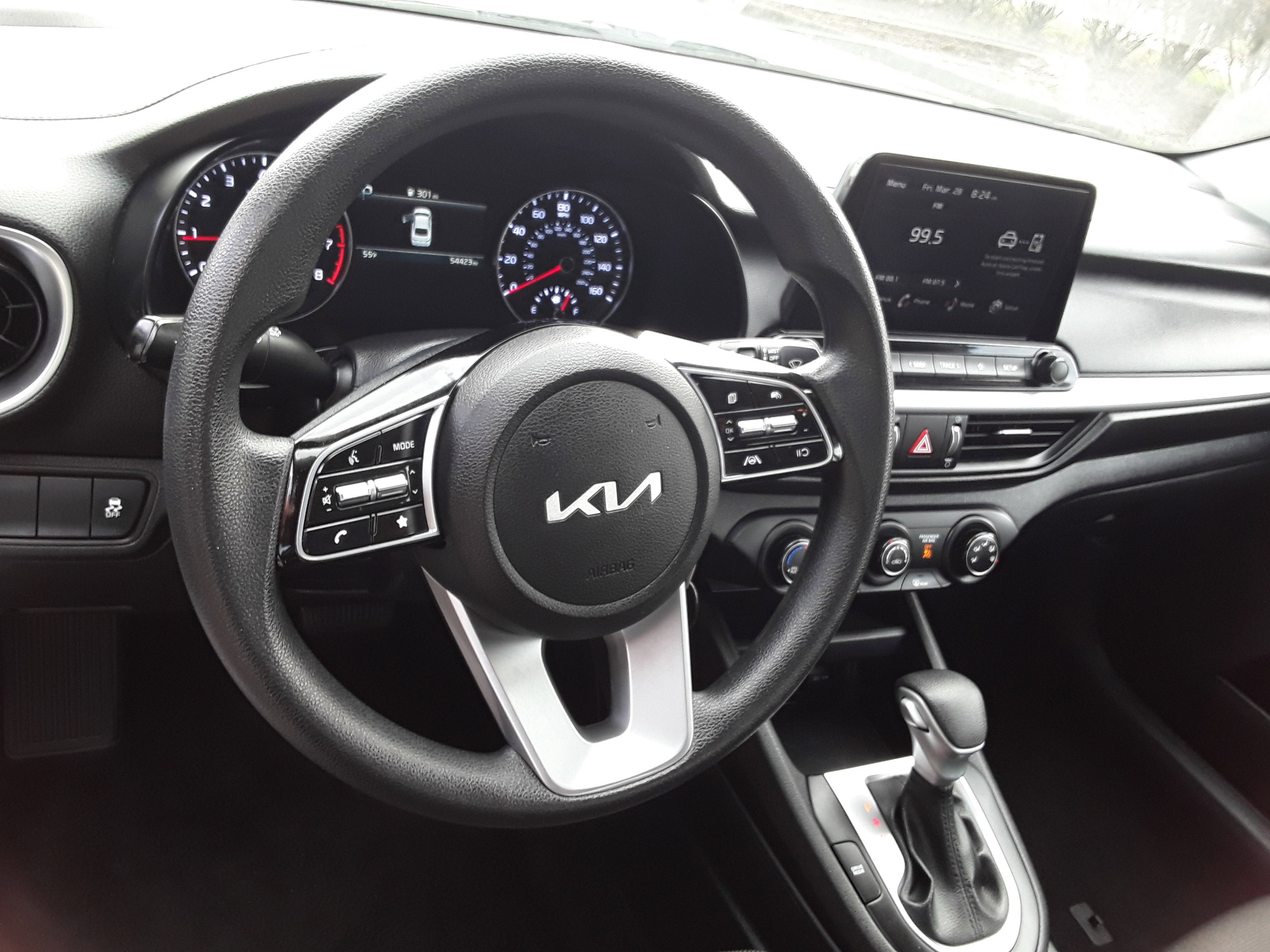 Vehicle image 10 of 19