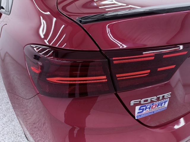 Vehicle image 9 of 46