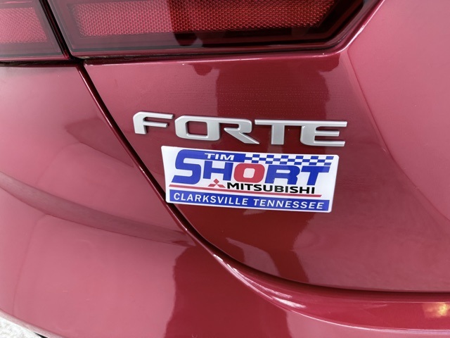 Vehicle image 11 of 46