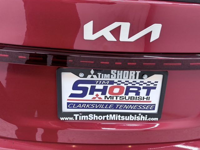 Vehicle image 10 of 46