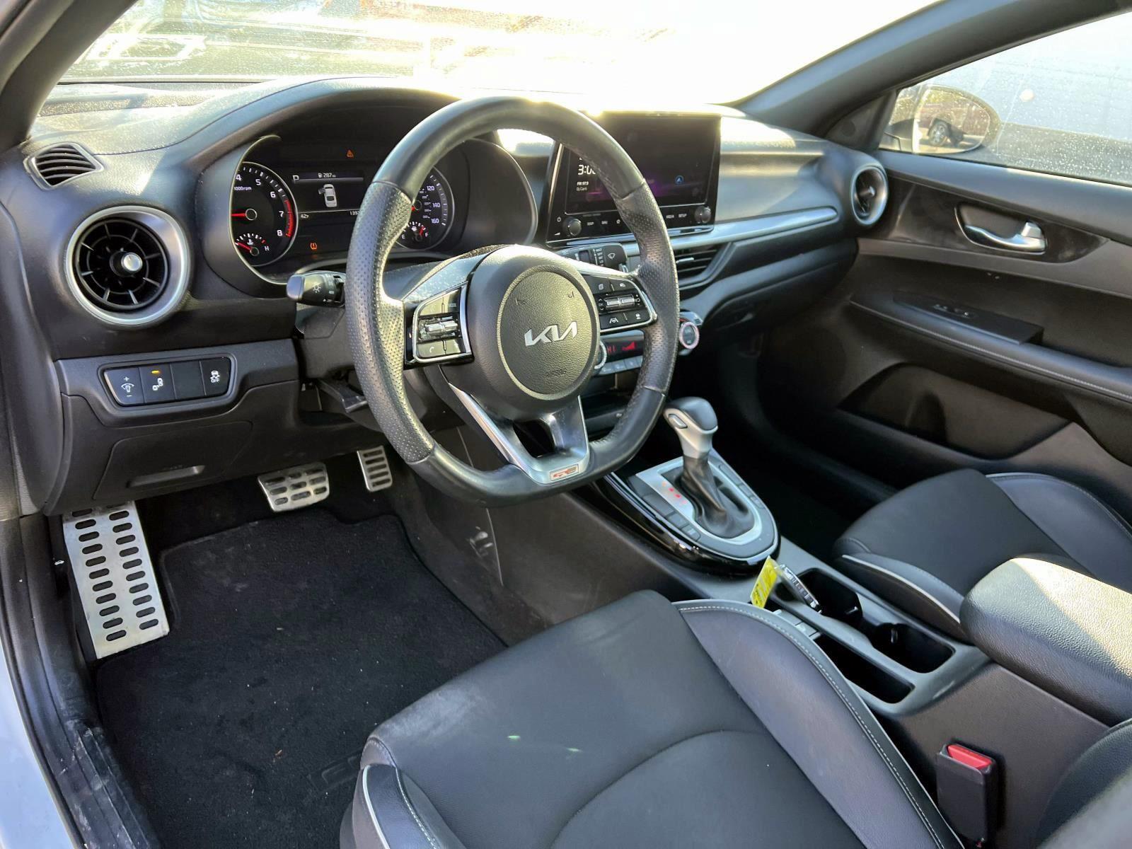 2023 Kia Forte GT-Line Image 11 of 29