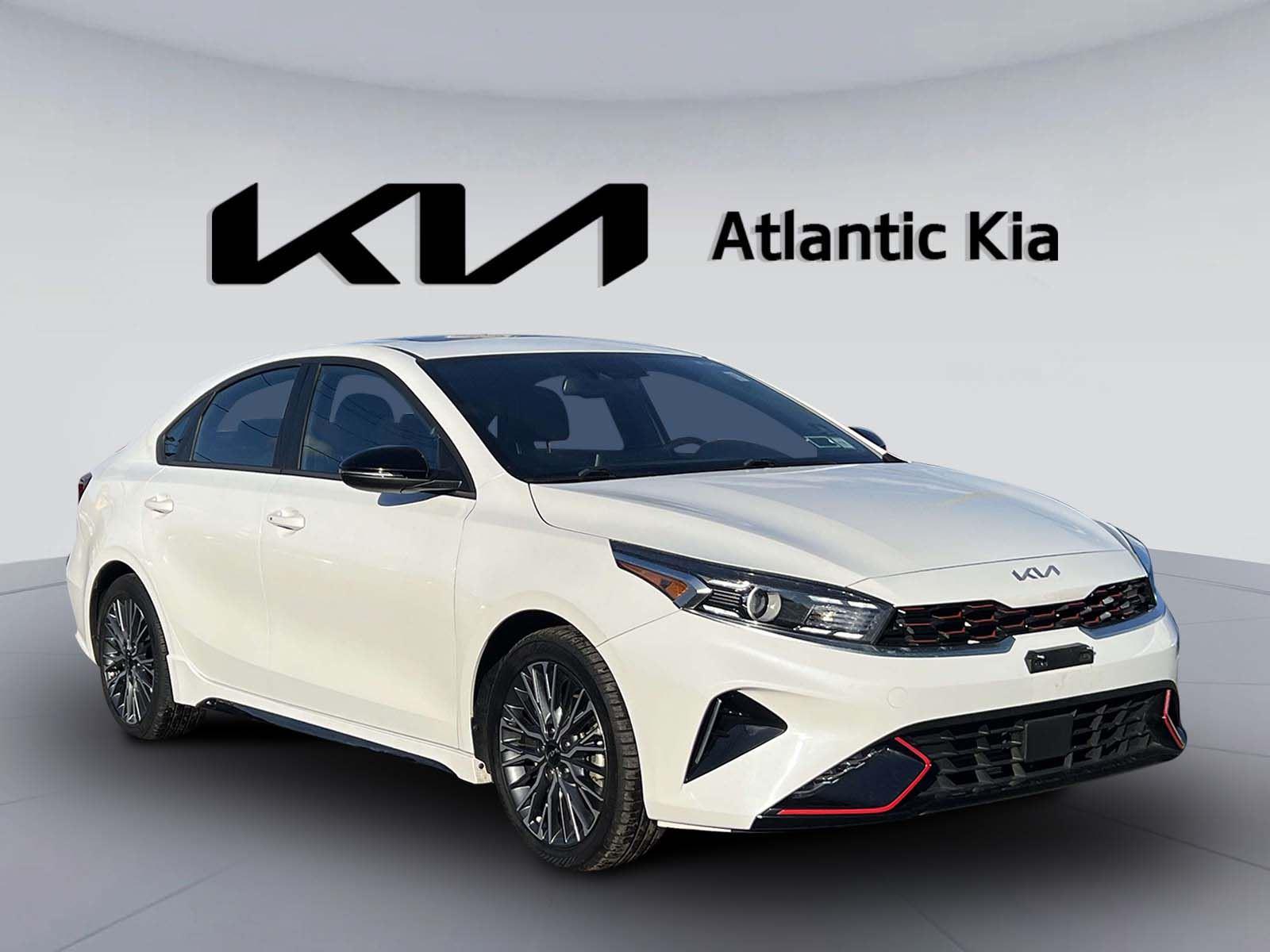 2023 Kia Forte GT-Line Image 3 of 29