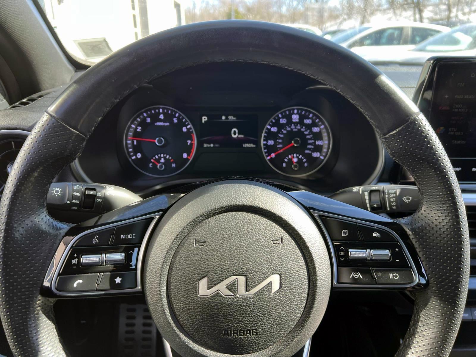 2023 Kia Forte GT-Line Image 15 of 33