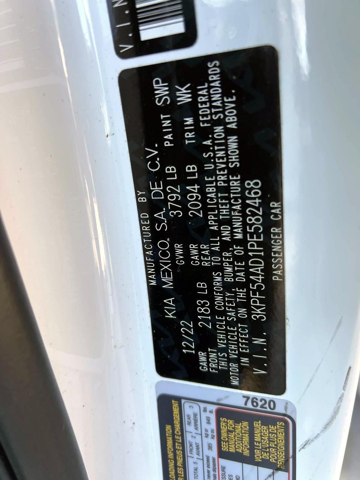 2023 Kia Forte GT-Line Image 24 of 33