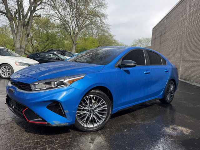 2023 Kia Forte GT-Line Image 2 of 33