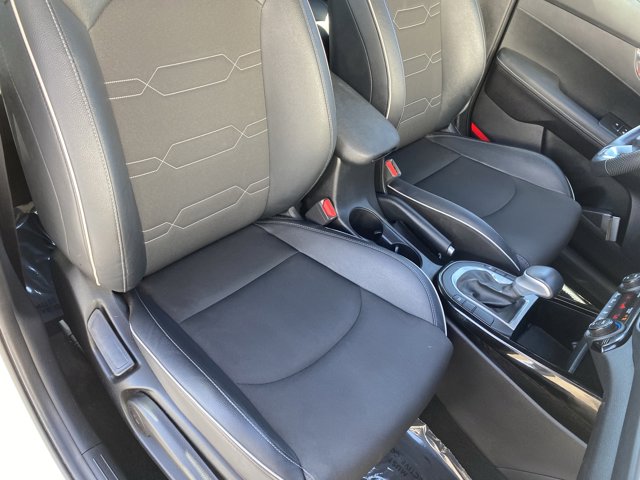 2023 Kia Forte GT-Line Image 9 of 30