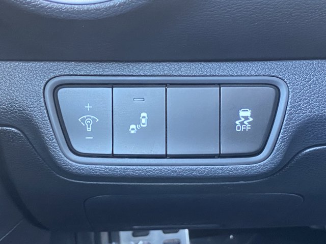 2023 Kia Forte GT-Line Image 23 of 30