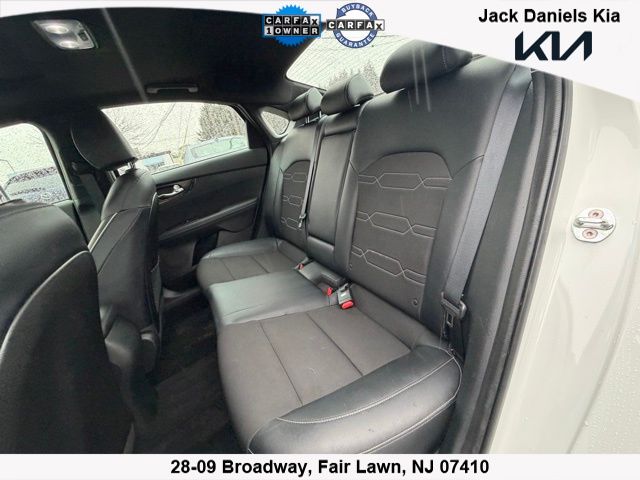 2023 Kia Forte GT-Line Image 7 of 15