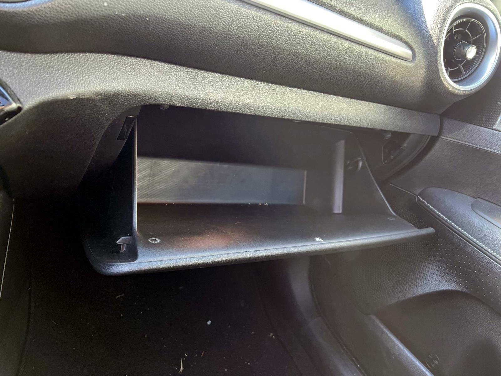 2023 Kia Forte GT-Line Image 25 of 34