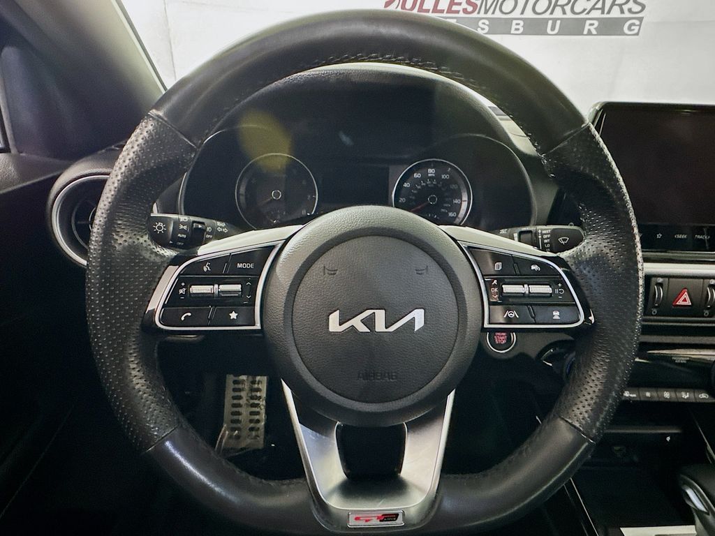 2023 Kia Forte GT-Line Image 31 of 33