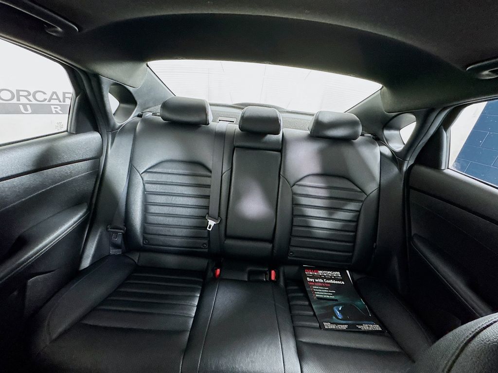 2023 Kia Forte GT-Line Image 14 of 33