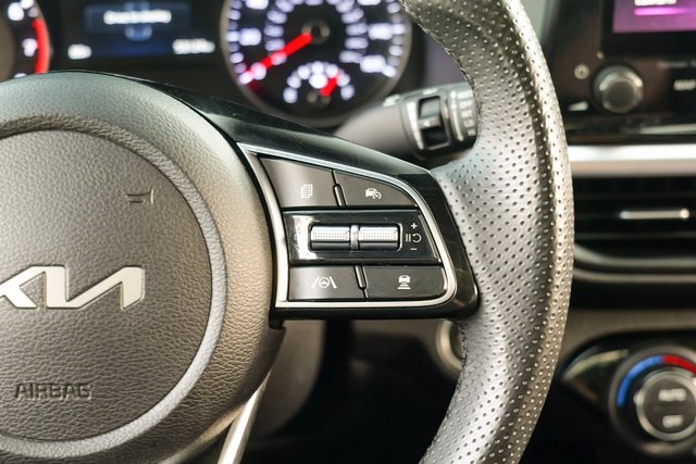 Vehicle image 31 of 57
