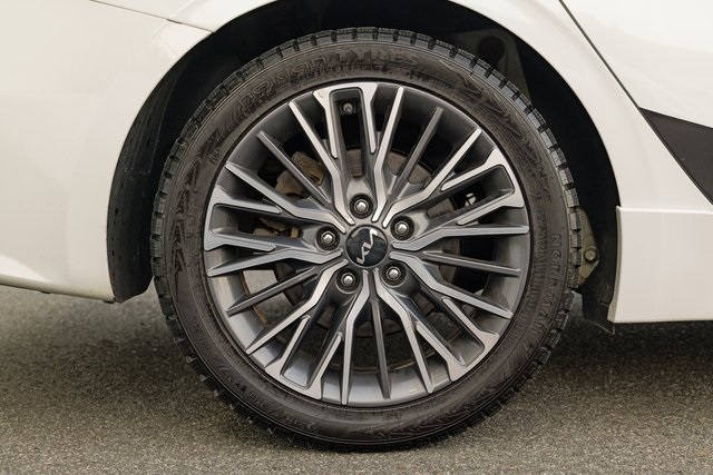 Vehicle image 13 of 57
