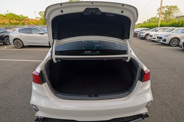 Vehicle image 15 of 57